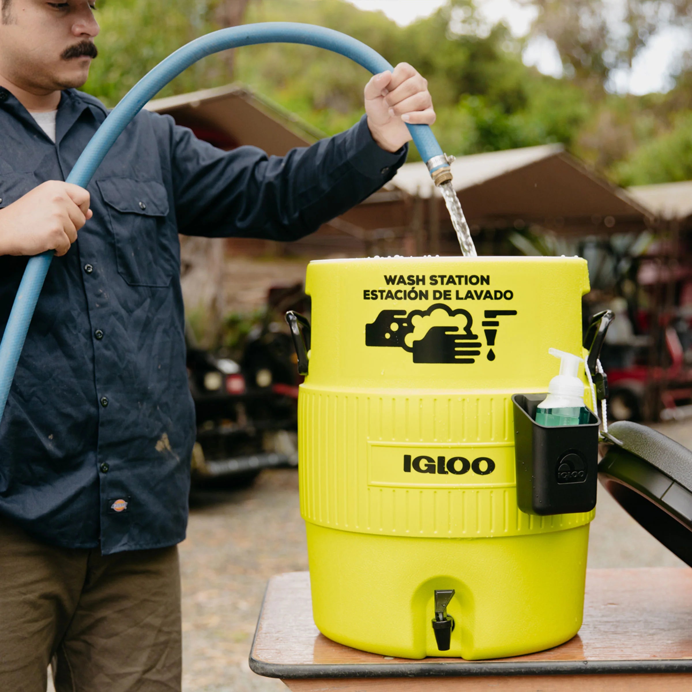 Igloo Coolers 5 Gallon Handwash Station - Image 4